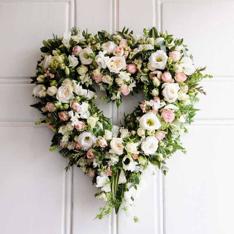 wedding wreath decoration